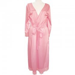 Tamatoys 粉色絲滑睡袍 男娘用 2L